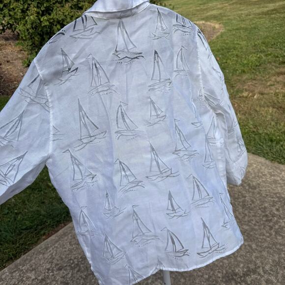 Alfred Dunner Petite White Sailboat Blouse - Size PM - Picture 5 of 5